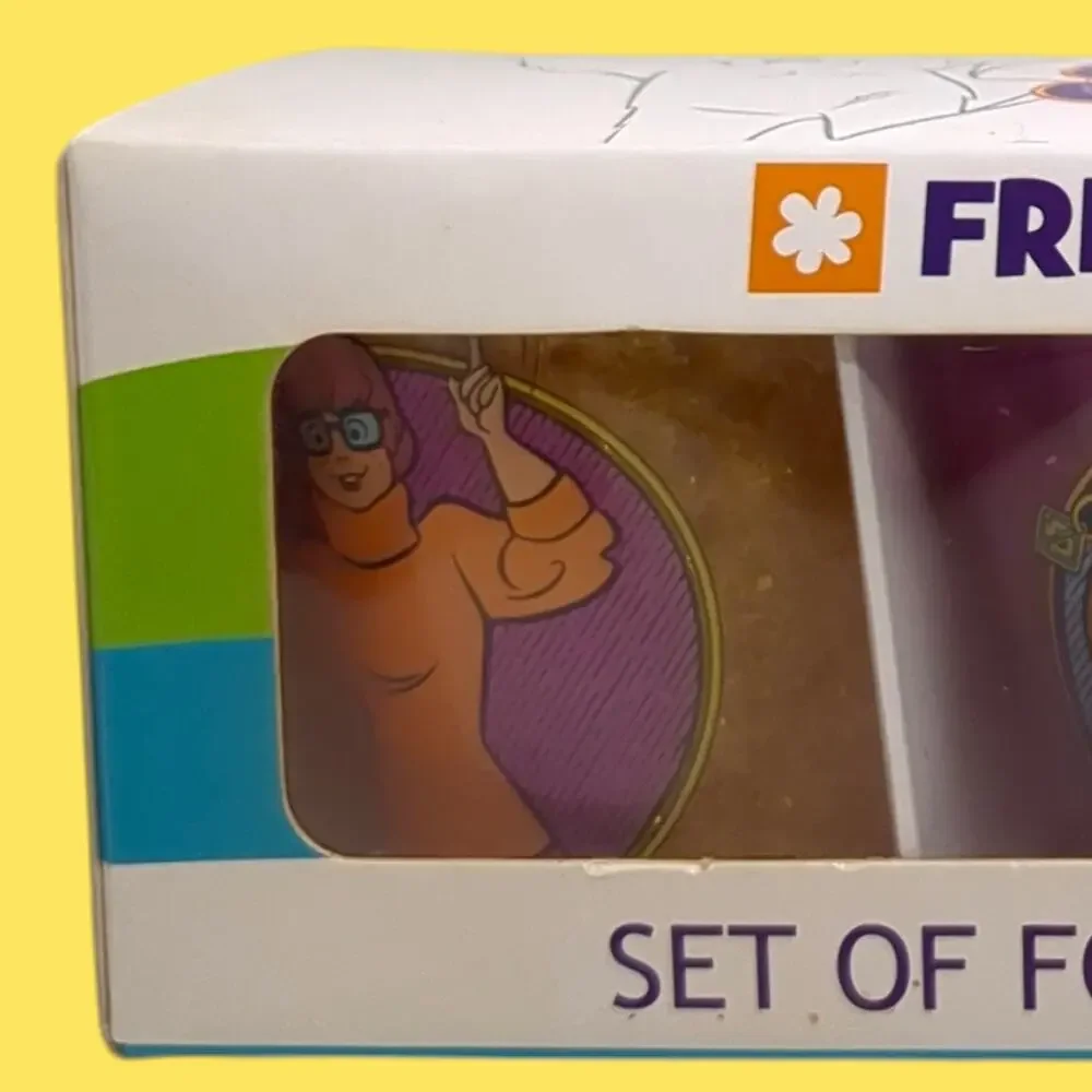 Scooby Doo Mini Shot Glass Plastic Freeze Gel Cups 1.5 oz 4pc Shaggy
